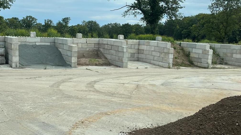 71eb48ec-8e44-4b12-bf85-1ffcd640aa17