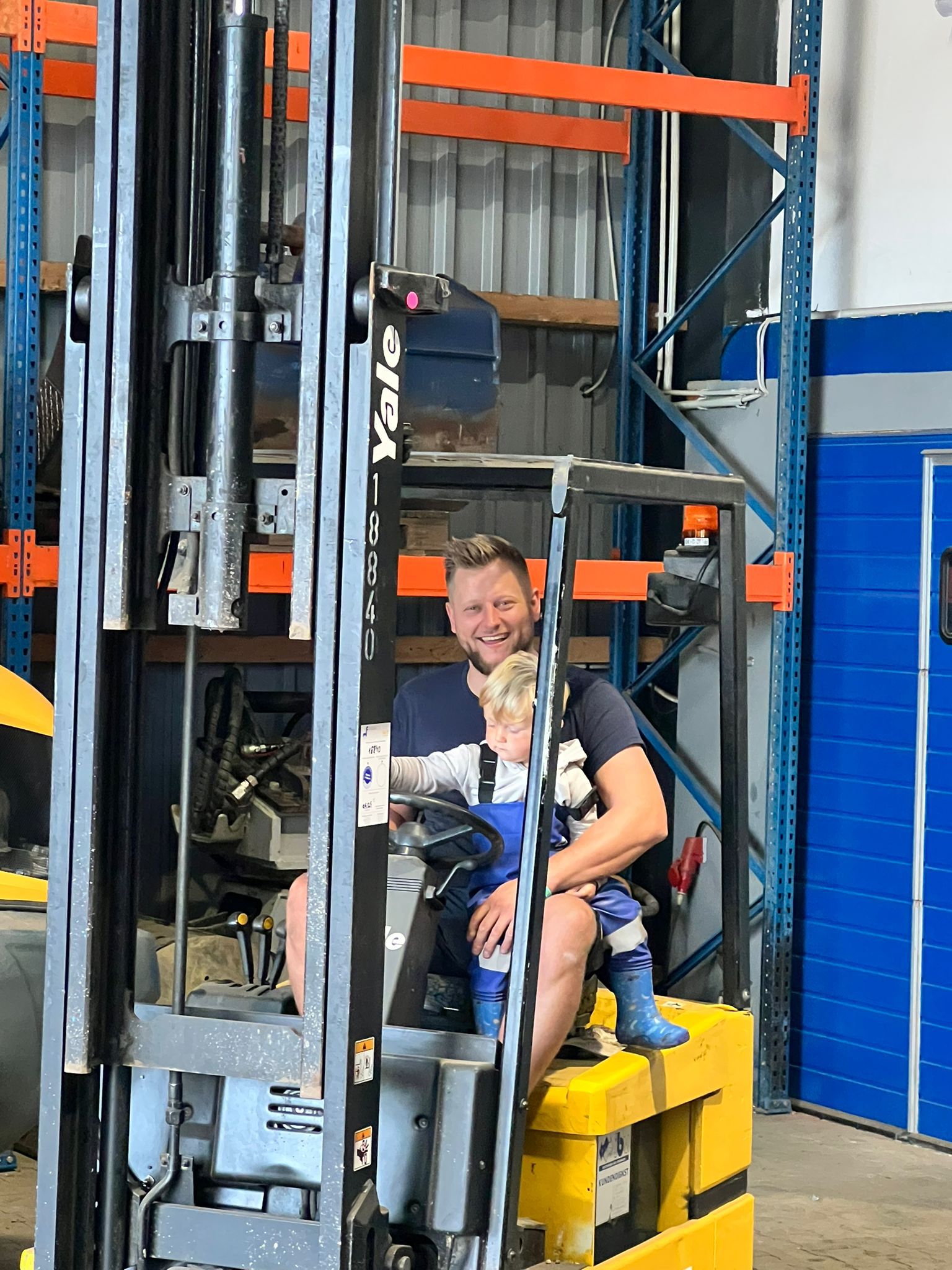 WhatsApp Image 2025-12-22 at 11.00.48