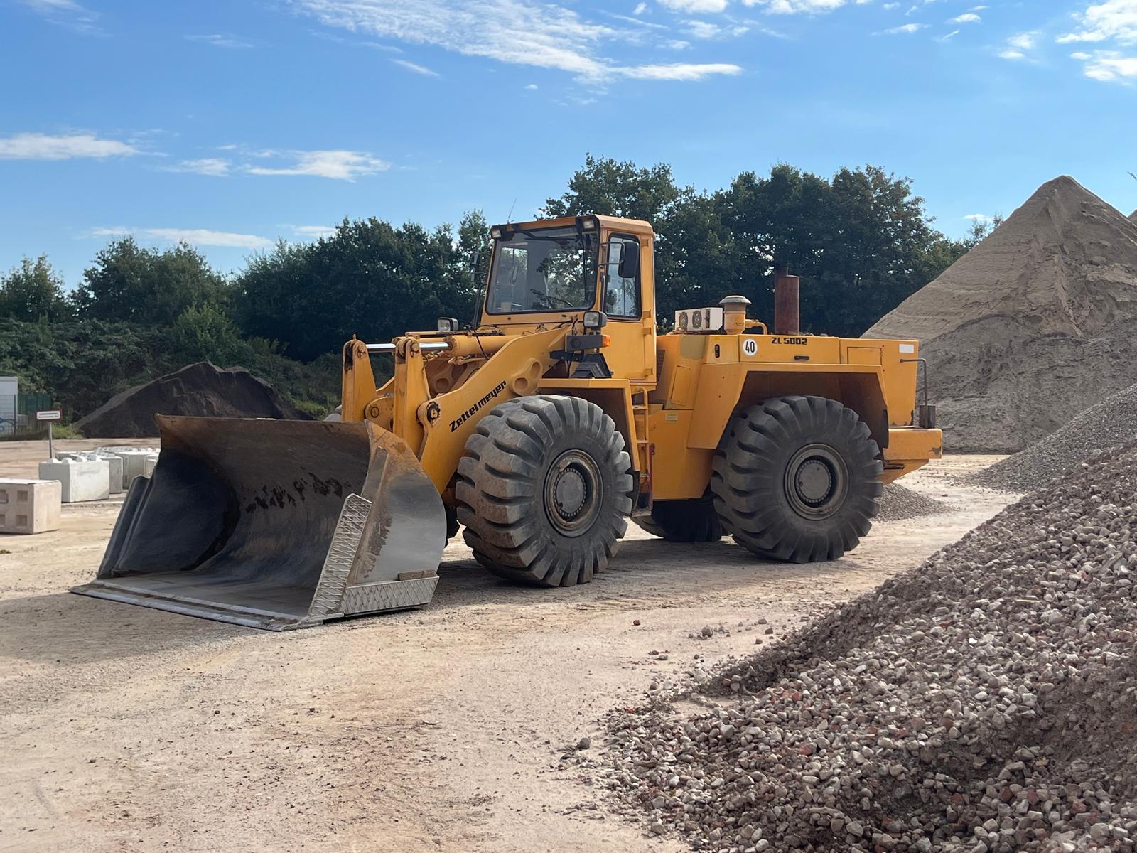 WhatsApp Image 2025-12-22 at 16.27.42